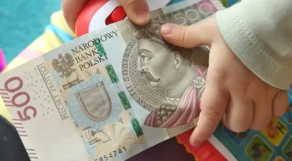500 plus: Uwaga! Terminy składania wniosków, które musisz znać